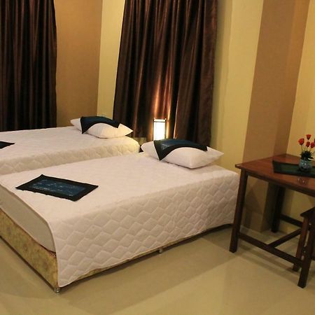 Avalon Residence Savannakhet Bagian luar foto