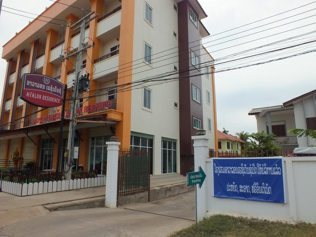 Avalon Residence Savannakhet Bagian luar foto