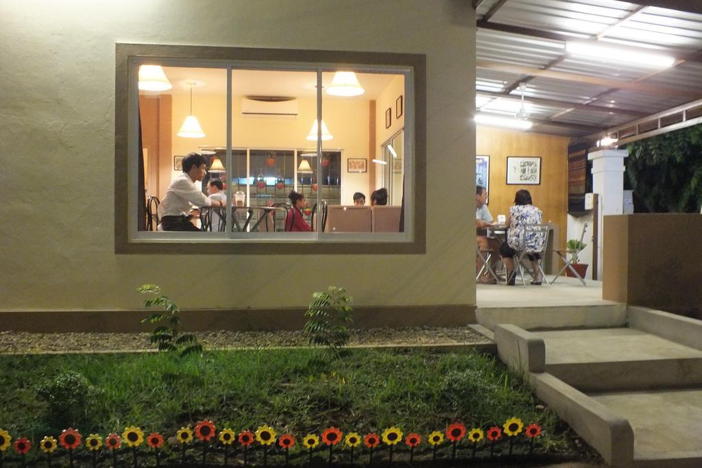 Avalon Residence Savannakhet Bagian luar foto