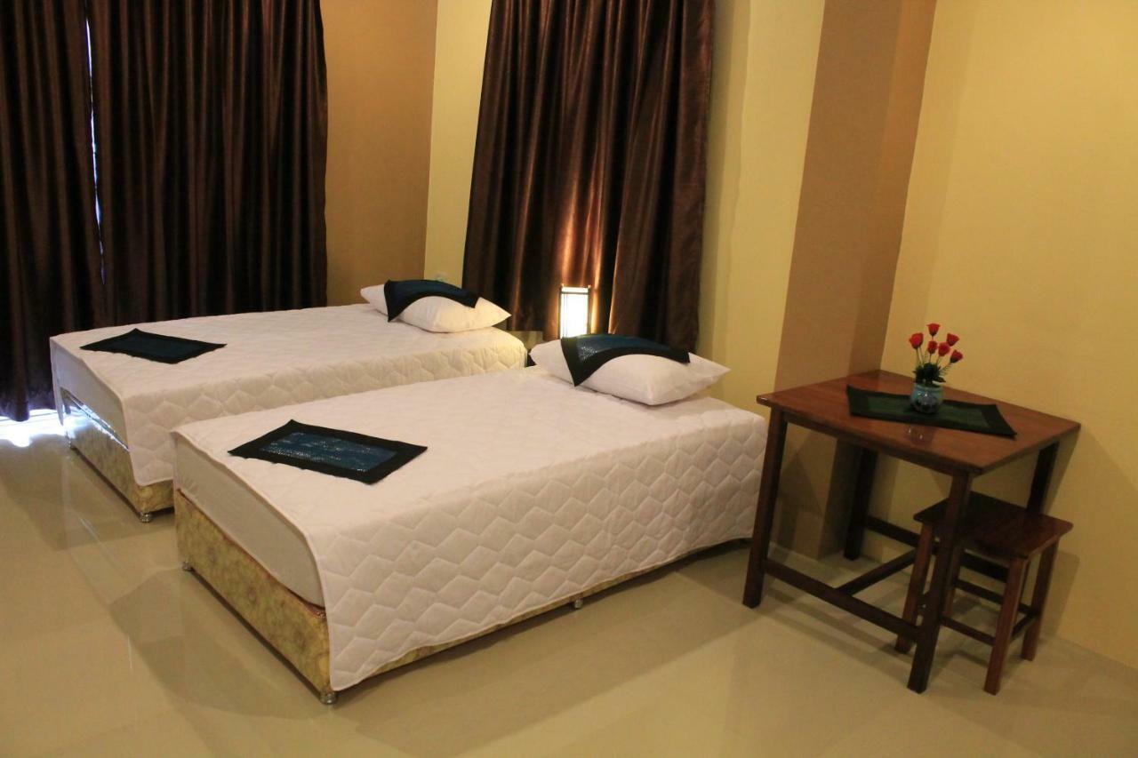 Avalon Residence Savannakhet Bagian luar foto